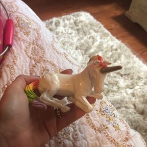 Unicorn ring holder